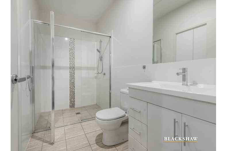 60/60 Tishler Street Wright