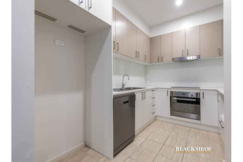 60/60 Tishler Street Wright