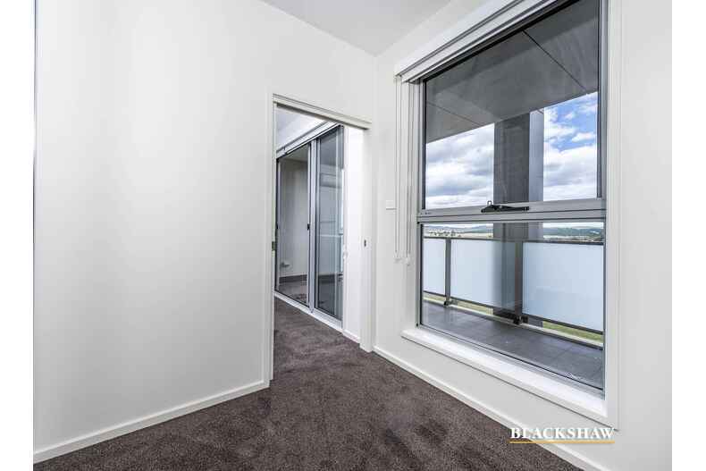 60/60 Tishler Street Wright