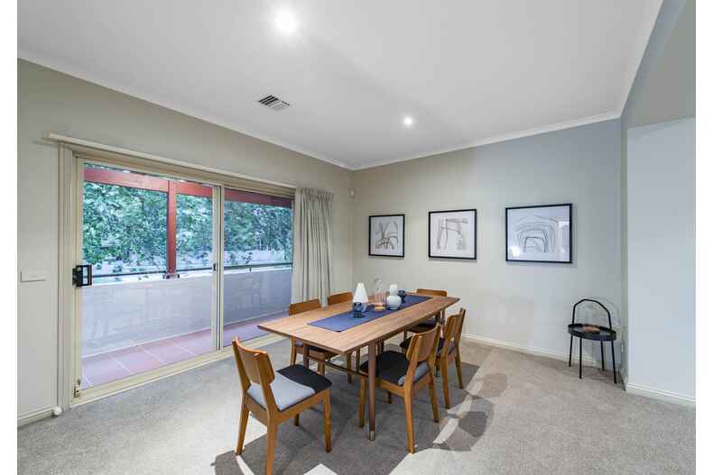 9/37 Dominion Circuit Forrest