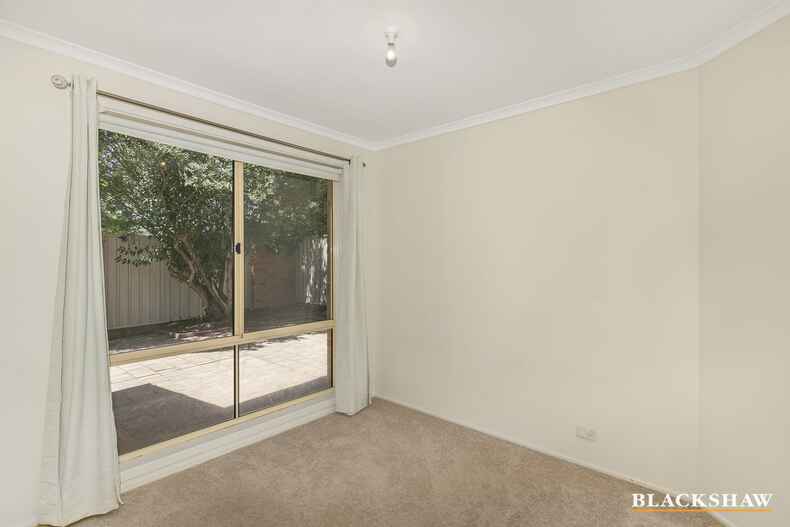 3/10 Zeitz Court Banks