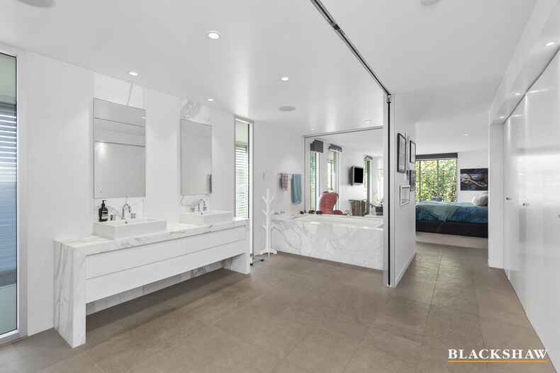 14 Weld Street Yarralumla