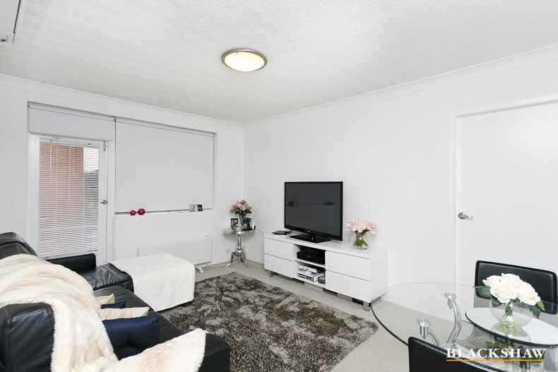 7/36 Uriarra Road Queanbeyan