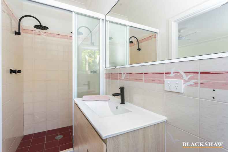 20 Grantham Road Batehaven
