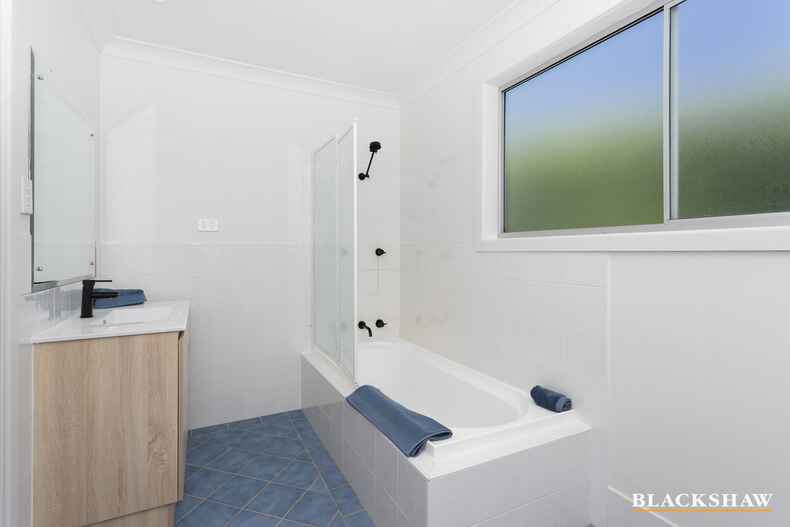 20 Grantham Road Batehaven