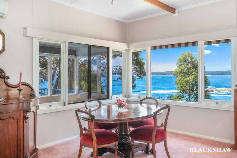 19 Bronte Crescent Sunshine Bay
