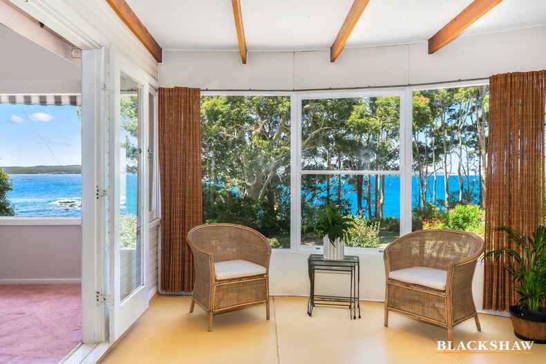 19 Bronte Crescent Sunshine Bay