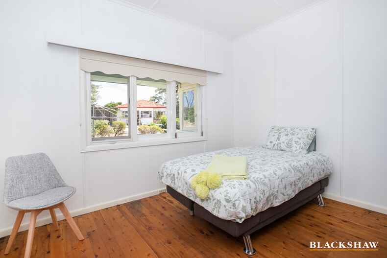 19 Bronte Crescent Sunshine Bay