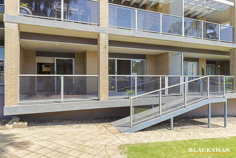 2/30 Pacific Street Batemans Bay