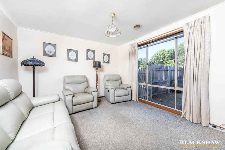 8/22 Flora Place Palmerston
