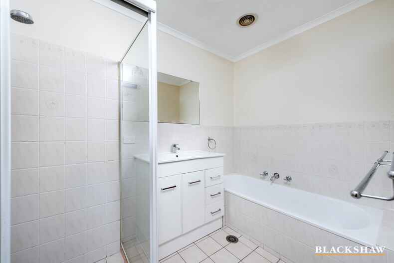 8/22 Flora Place Palmerston