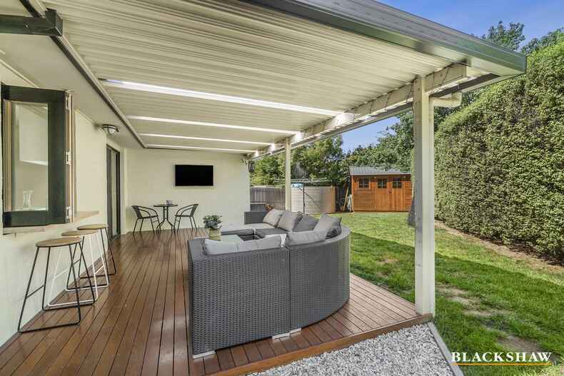 2 Benaroon Circuit Amaroo
