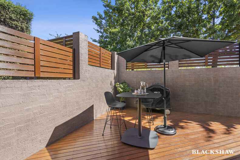 2 Benaroon Circuit Amaroo