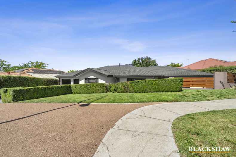 2 Benaroon Circuit Amaroo
