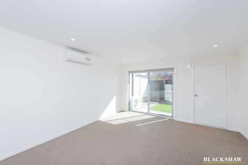 43/8 Ken Tribe Street Coombs