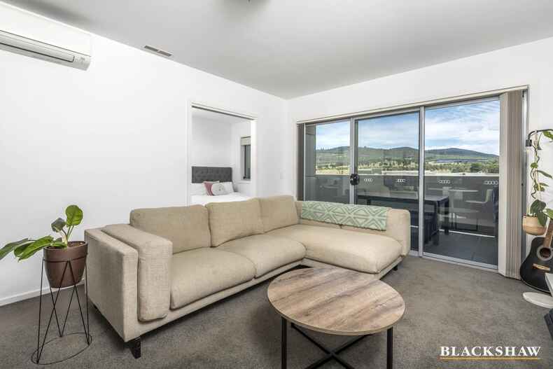 226/30 Phillip Hodgins Street Wright