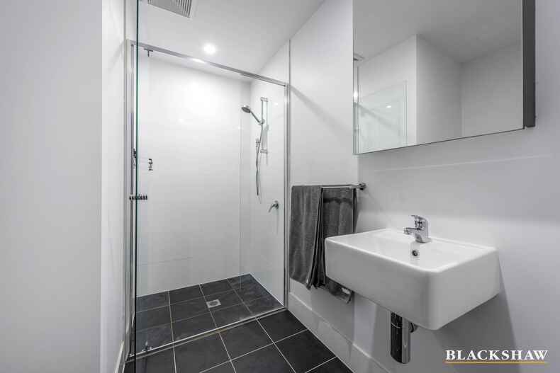 226/30 Phillip Hodgins Street Wright