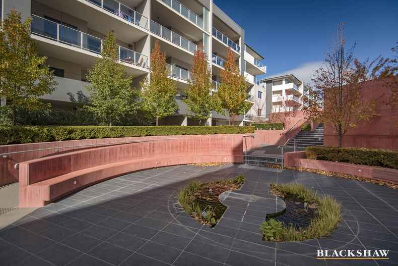 226/30 Phillip Hodgins Street Wright
