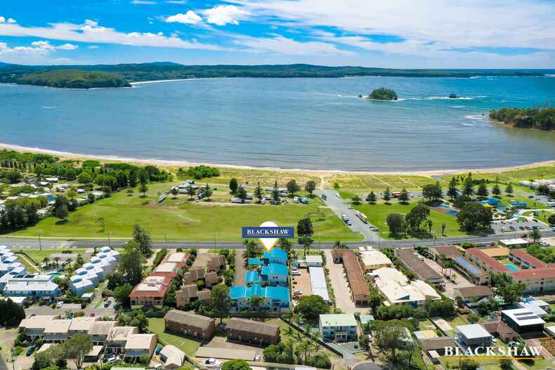 1/216 Beach Road Batehaven