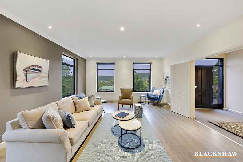 125 Hawkesbury Crescent Farrer