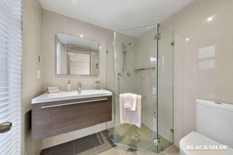 125 Hawkesbury Crescent Farrer
