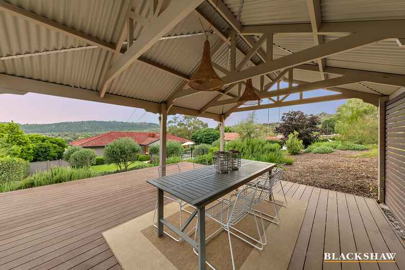 125 Hawkesbury Crescent Farrer