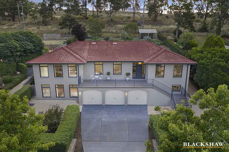 125 Hawkesbury Crescent Farrer