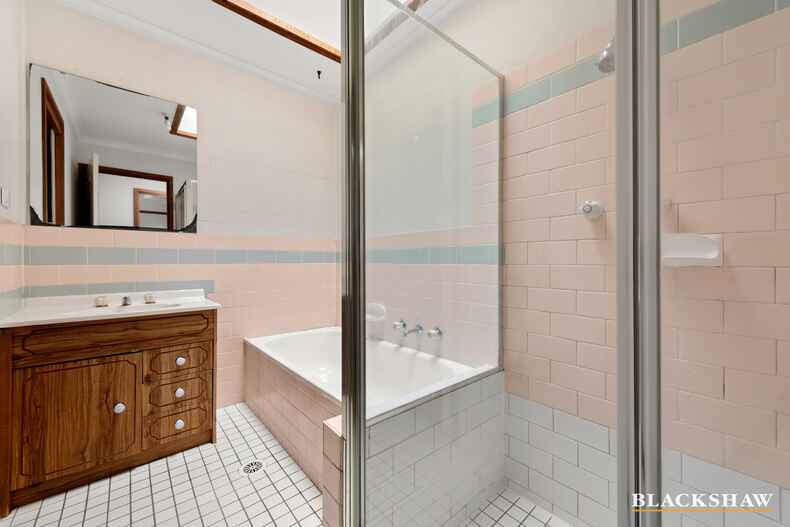 27 Summerville Crescent Florey