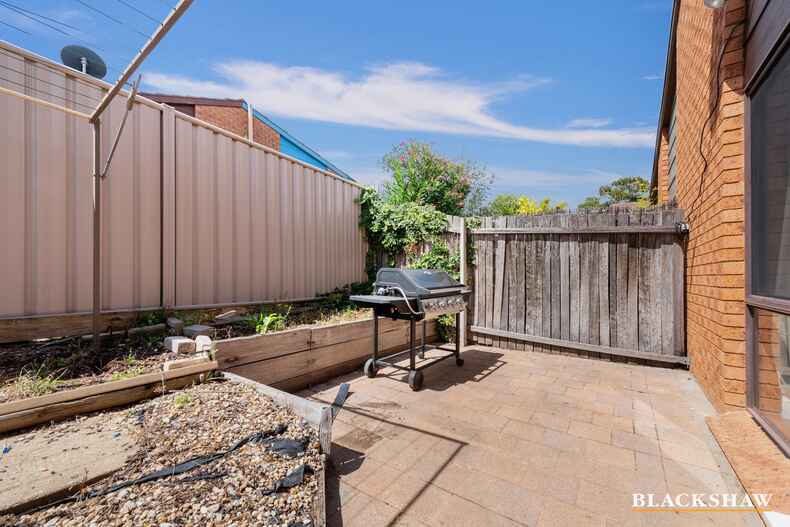 27 Summerville Crescent Florey