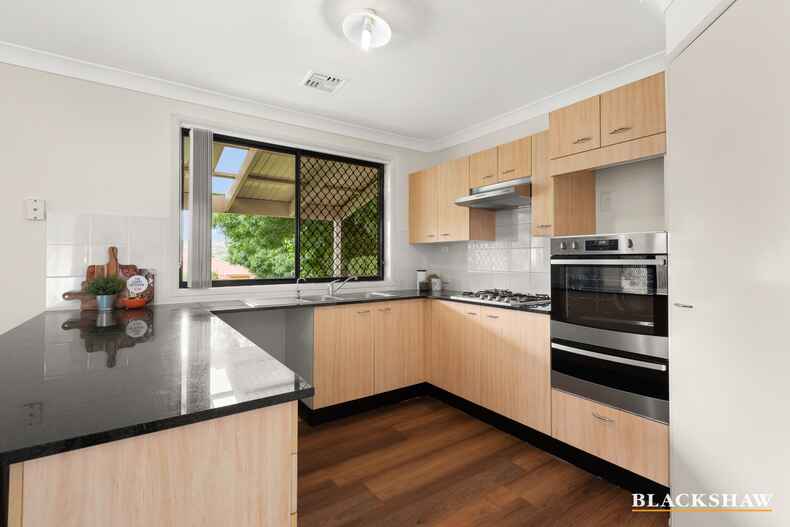 120 Halloran Drive Jerrabomberra