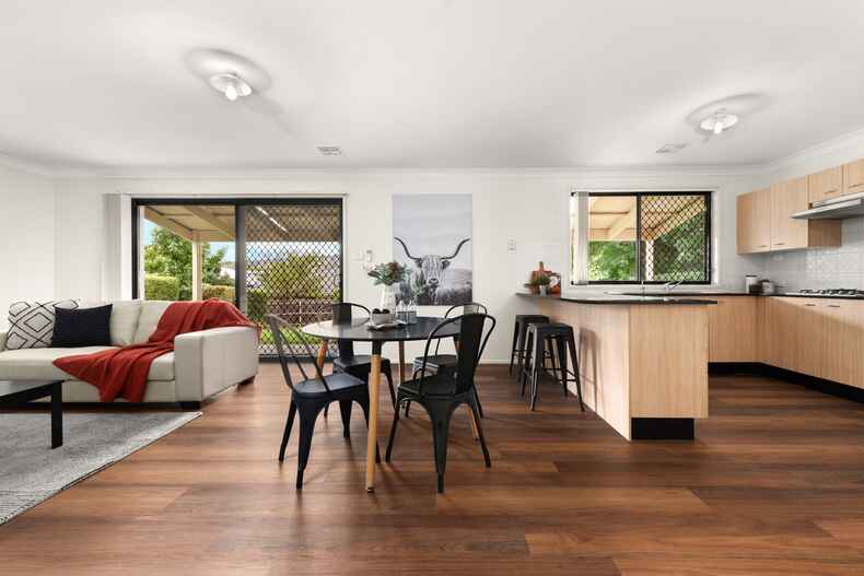 120 Halloran Drive Jerrabomberra
