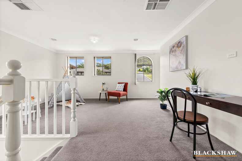 120 Halloran Drive Jerrabomberra