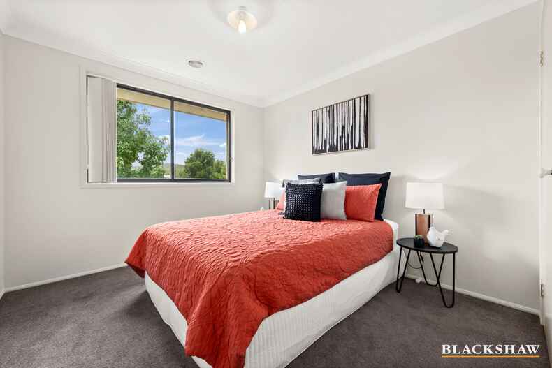 120 Halloran Drive Jerrabomberra