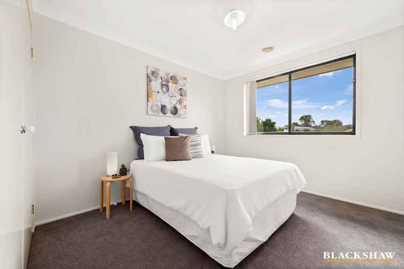 120 Halloran Drive Jerrabomberra