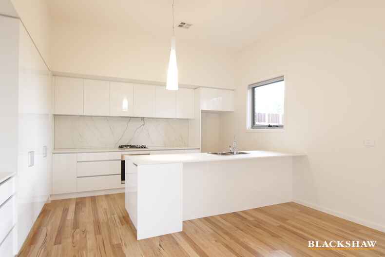 2/3 Sidaway Street Chapman