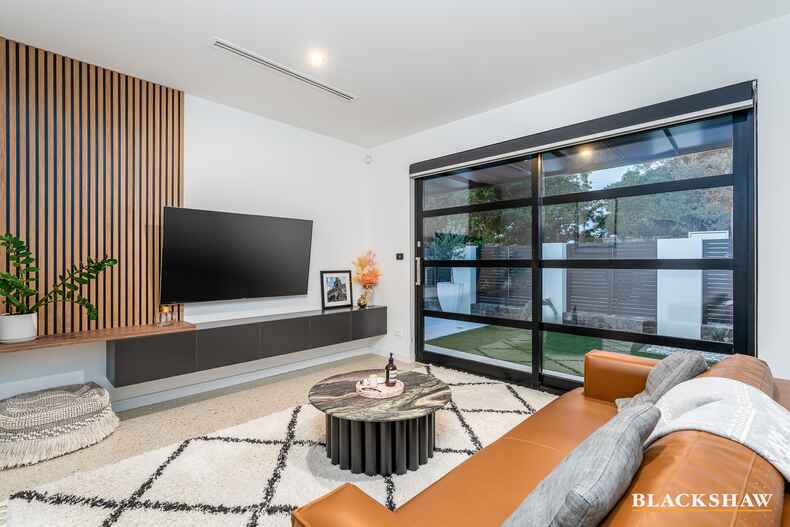 1 Dibbs Street Ainslie