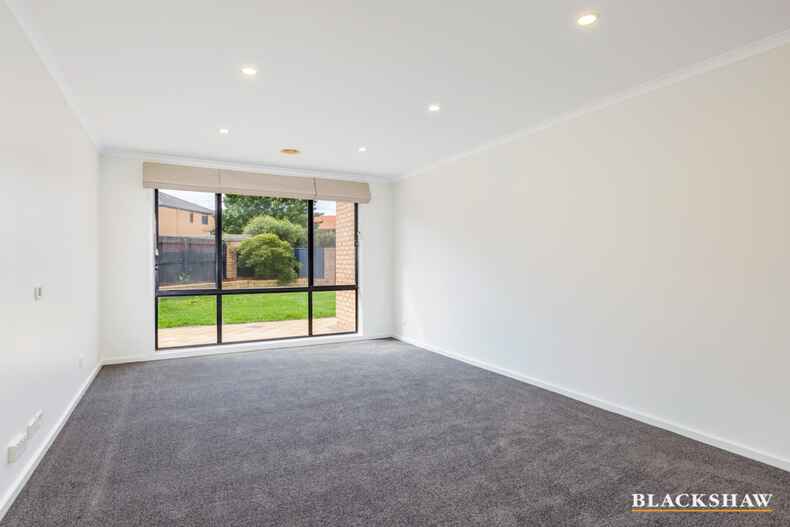 8 Clarendon Street Amaroo