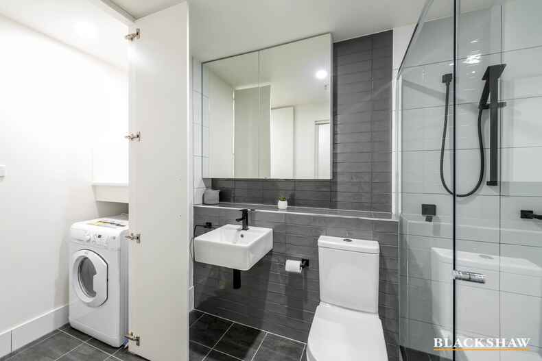 318/1 Anthony Rolfe Avenue Gungahlin