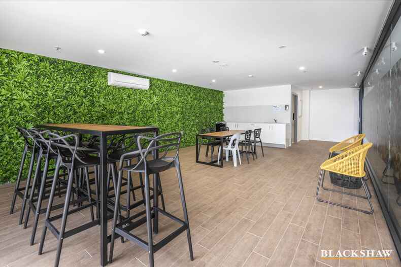 318/1 Anthony Rolfe Avenue Gungahlin