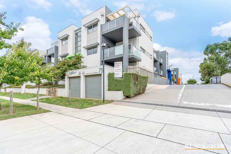 1/75 Elizabeth Jolley Crescent Franklin