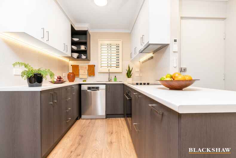 1/75 Elizabeth Jolley Crescent Franklin