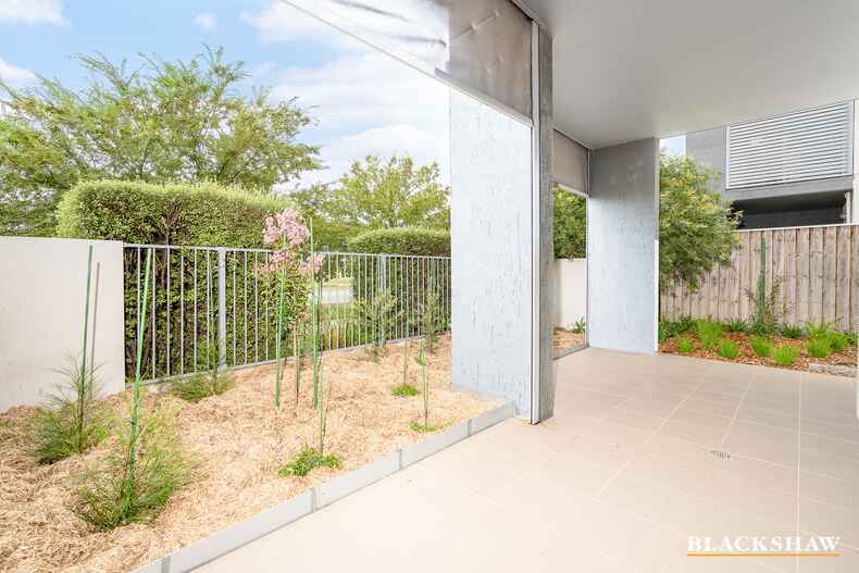 1/75 Elizabeth Jolley Crescent Franklin