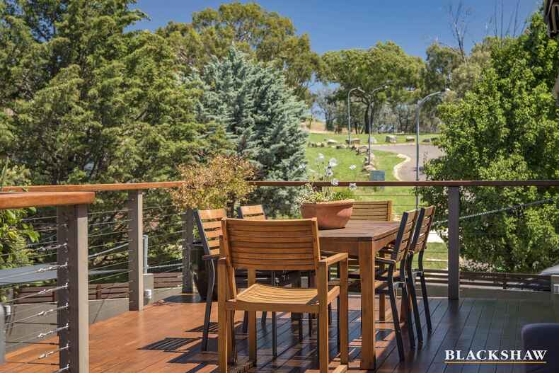 22 Nunan Crescent Oxley