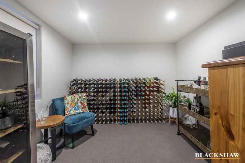 22 Nunan Crescent Oxley