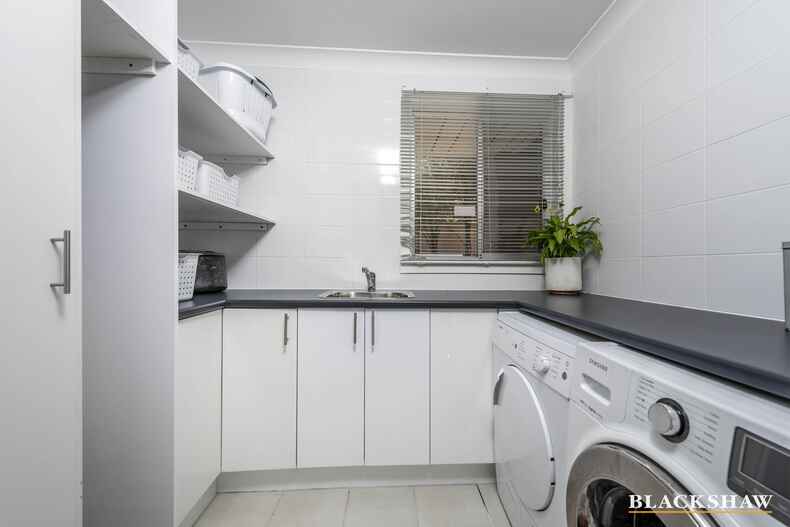 22 Nunan Crescent Oxley