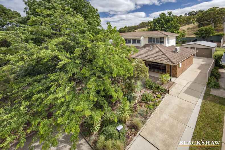 113 Heagney Crescent Chisholm