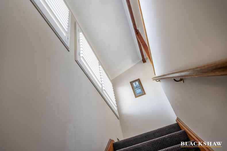 113 Heagney Crescent Chisholm