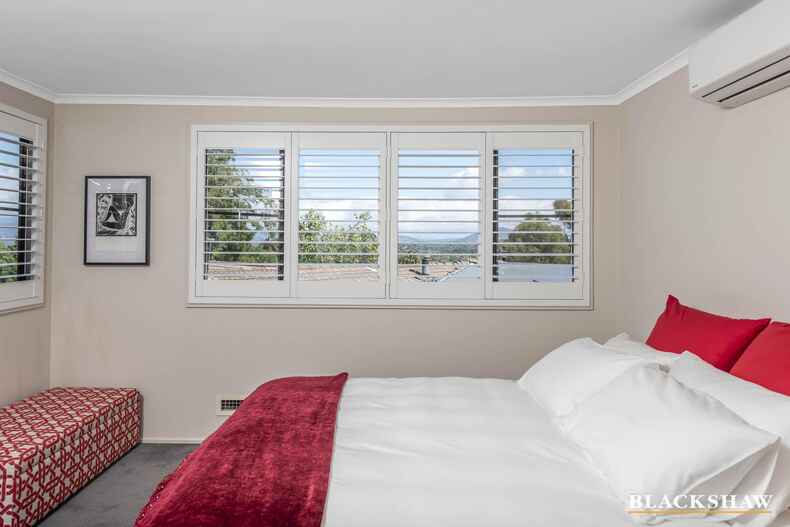 113 Heagney Crescent Chisholm