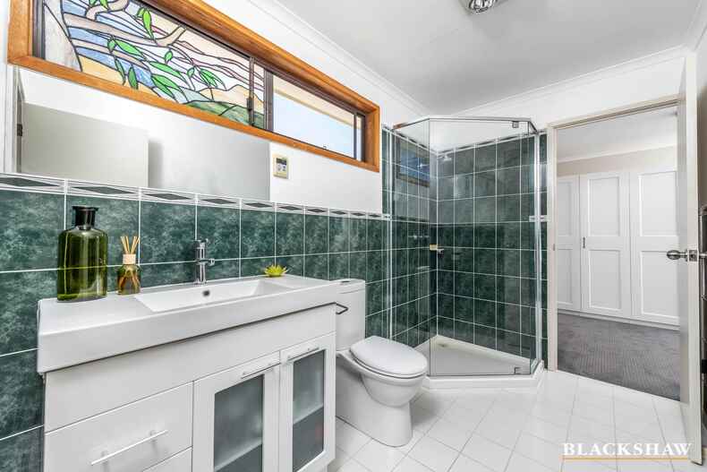 113 Heagney Crescent Chisholm