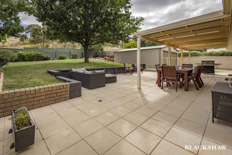 113 Heagney Crescent Chisholm